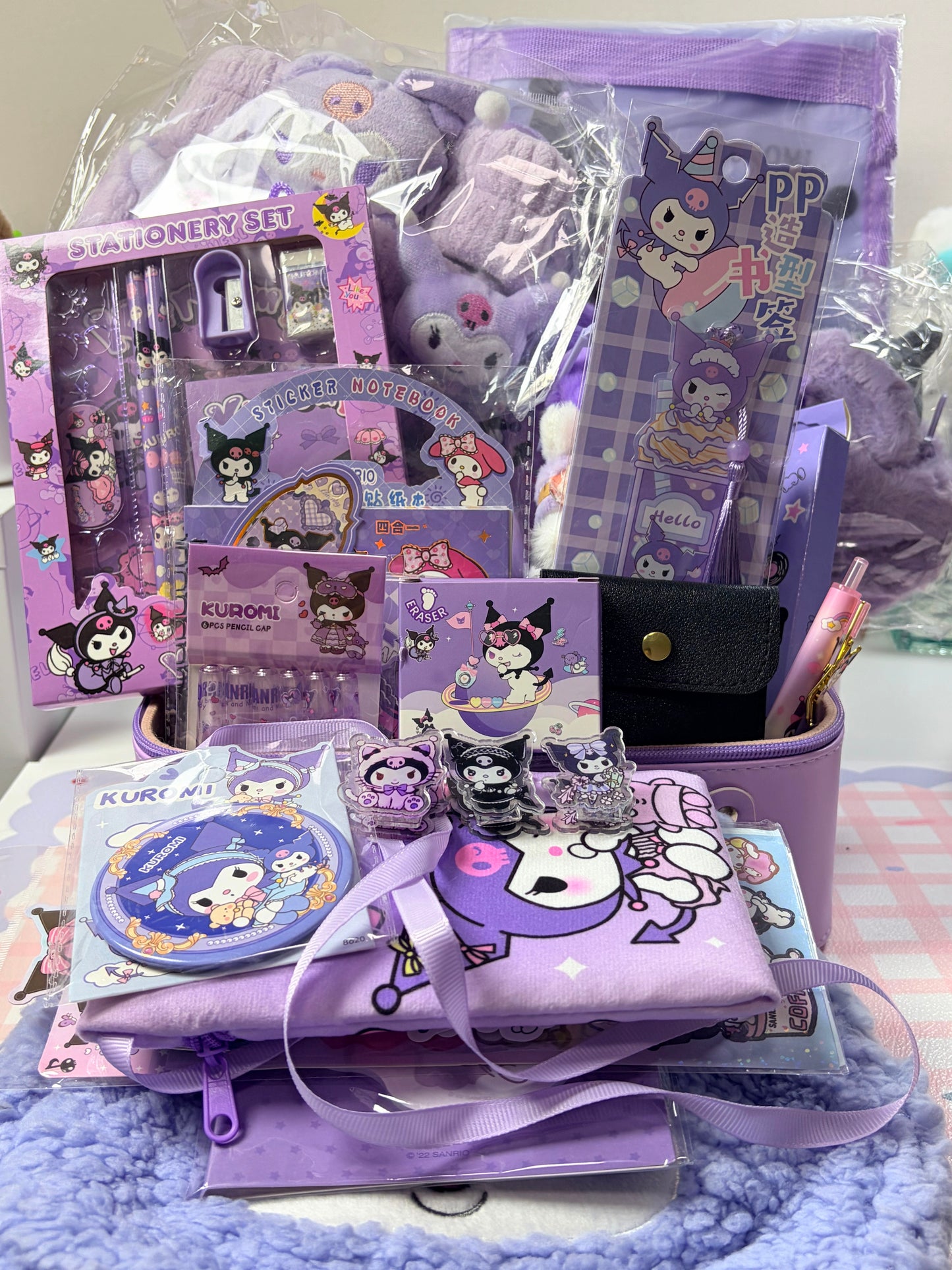 Kuromi Gift Box (Lucky Balls)